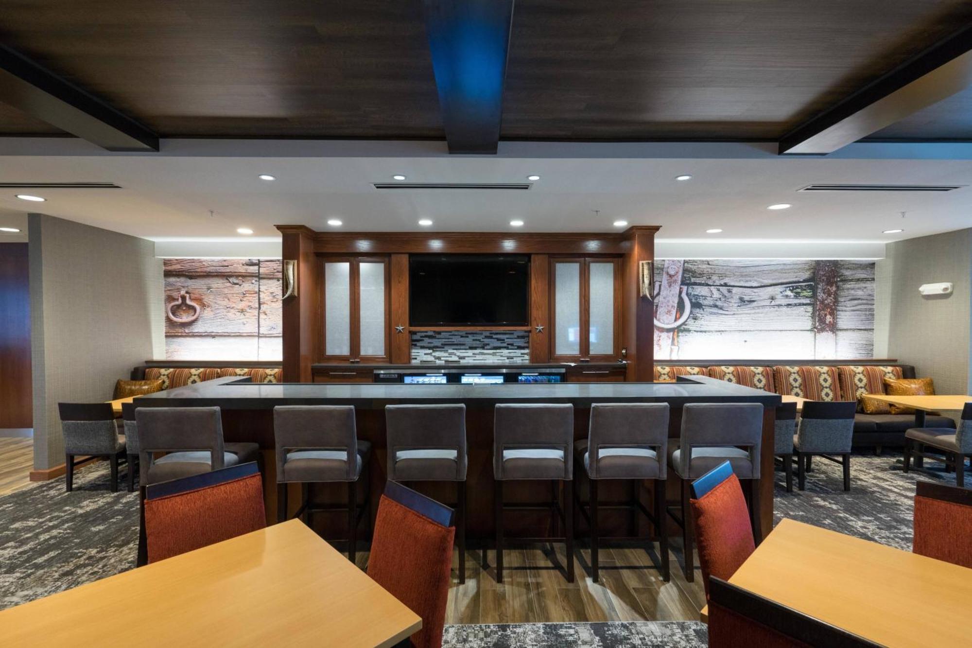 Fairfield & By Marriott Southwest Hotel Lubbock