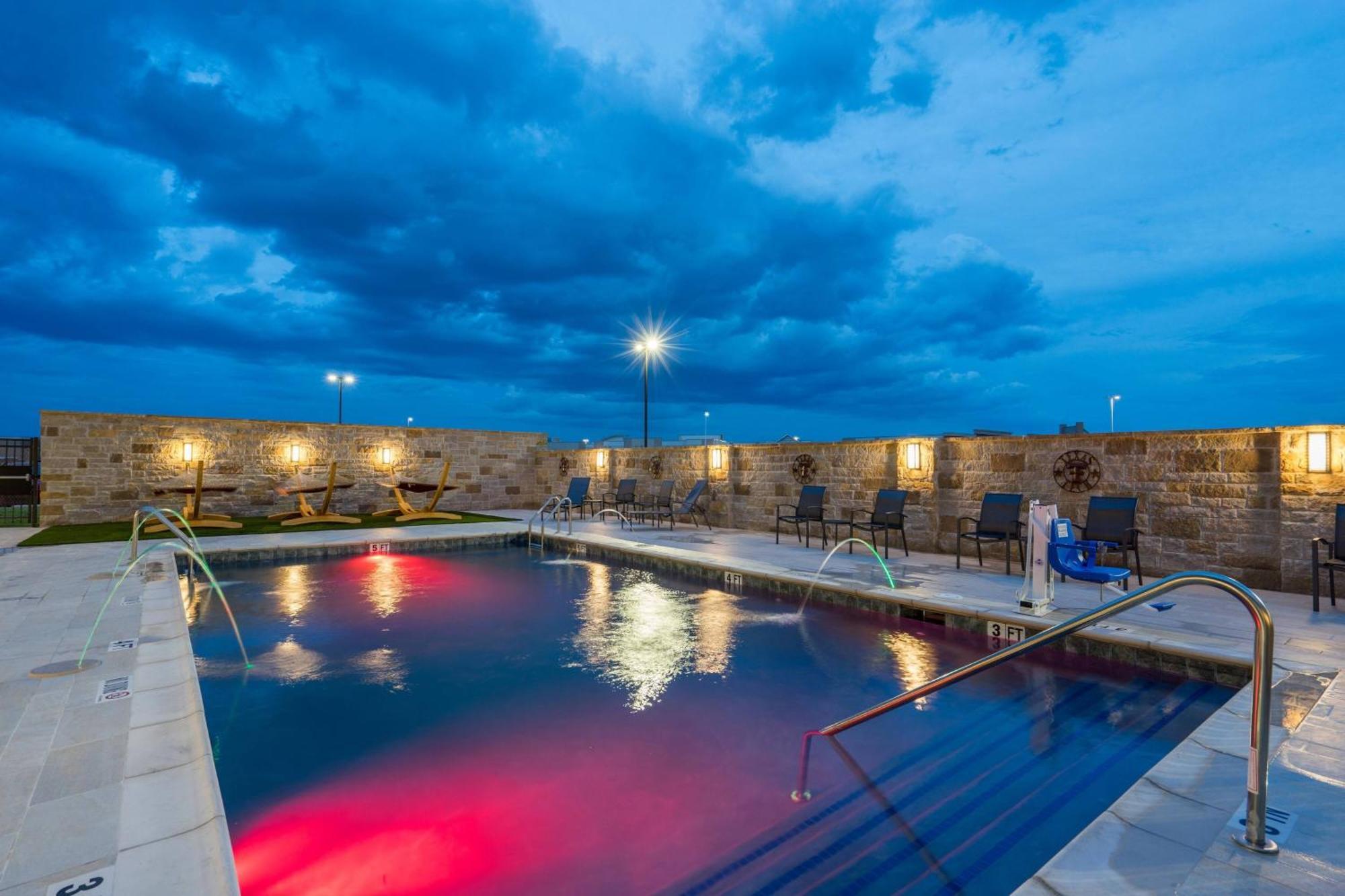 Fairfield & By Marriott Southwest Hotel